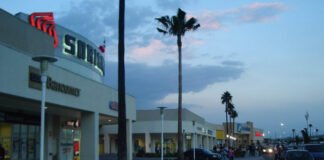 Estacionamiento de Plaza Sendero Toluca