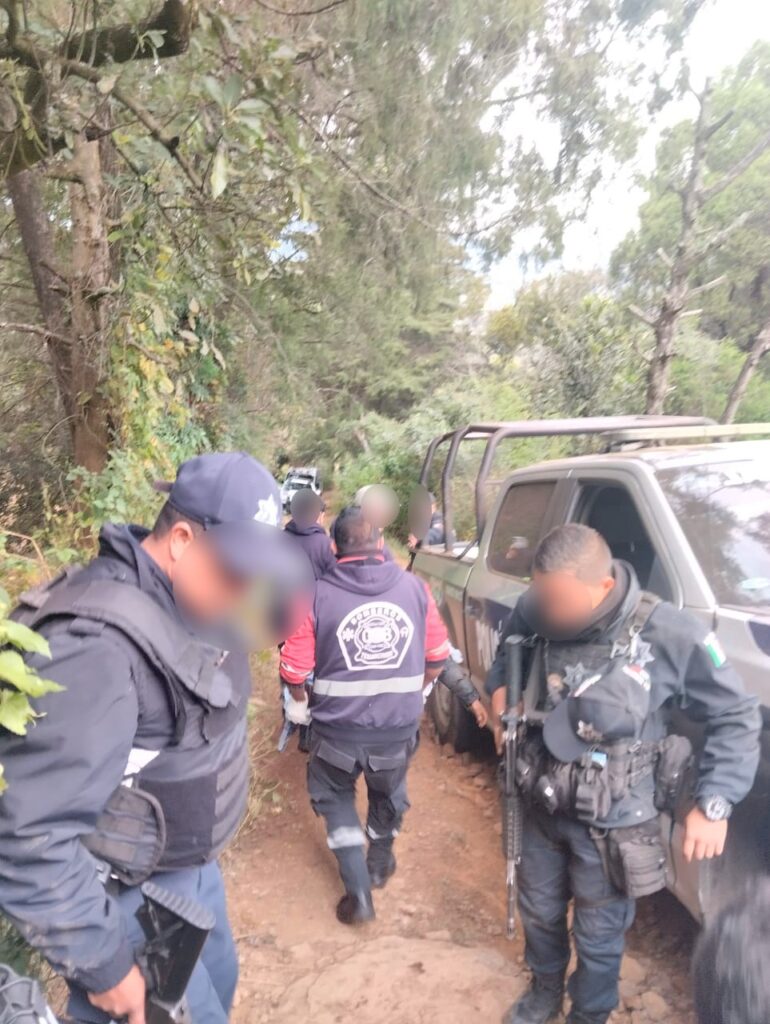 Policías se enfrentan a supuestos miembros de La Familia Michoacana