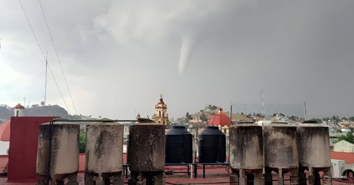 Tornado-Toluca