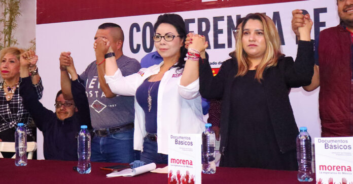 Yazmín Nájera Romero, candidata a Síndica Municipal, toma protesta a ex panistas