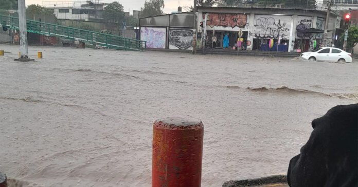 Calles inundadas por las lluvias