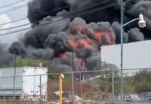 Incendio en bodega de reciclaje provoca evacuación de vecinos cerca de la Terminal de Toluca Incendio en la Zona Industrial Lerma
