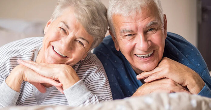 Abuelos - Ancianos - Viejitos - Adultos mayores