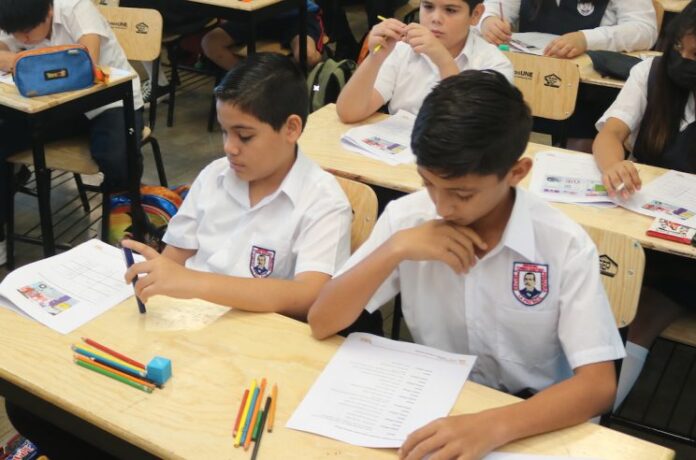 Preparativos para el regreso a clases.