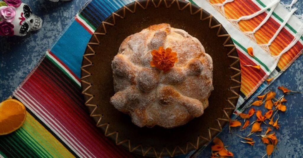 Pan-de-muerto
