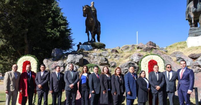 Nancy Valdez de Ocoyoacac- rinde homenaje a Ignacio Allende