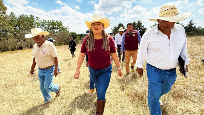 Aylin López en el Parque Ecoturístico de Tiacaque, Jocotitlán