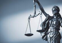 El lenguaje jurídico es una barrera de acceso a la justicia — Miguel Ernesto Leetch San Pedro Justicia Social