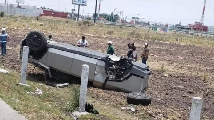 Accidente-Vehículo-Tesla