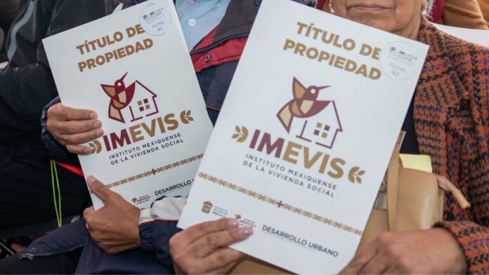 Entrega de títulos de propiedad-Edomex