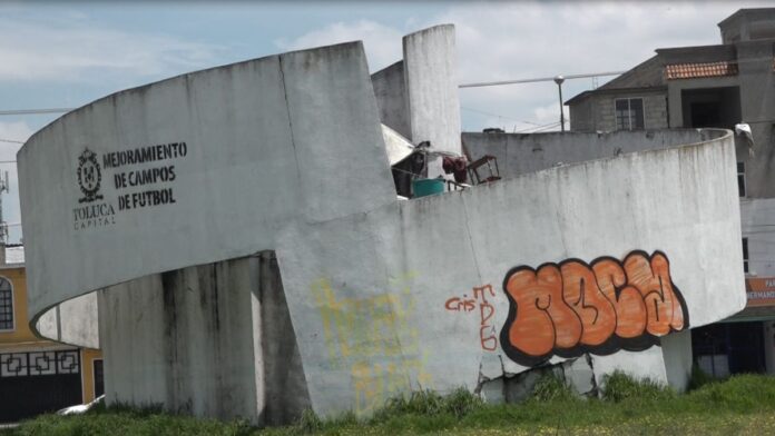 Castas de vigilancia-Avenida las Torres-Abandono