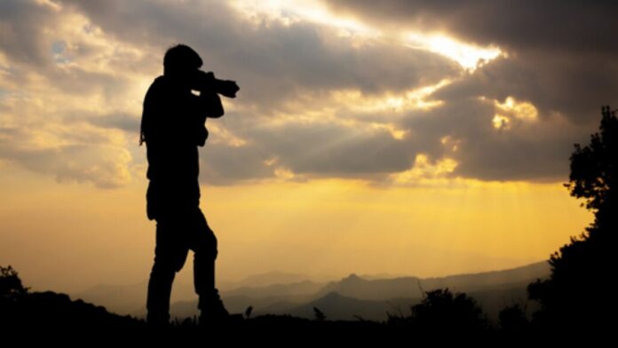 Fotógrafo-Fotografía-Imagen Diseñado por Freepik