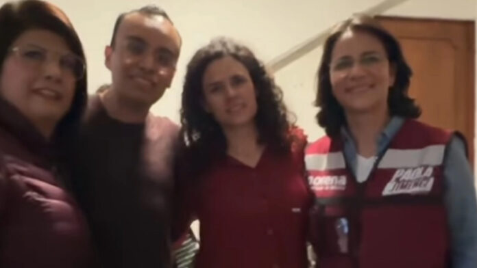 Luisa María Alcalde y Paola Jiménez
