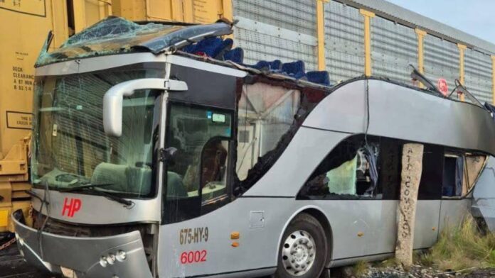 Accidente-Autobús de pasajeros-Carretera Atlacomulco