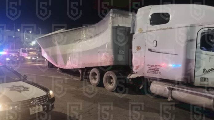 Accidente-Trailer-Alfredo del Mazo Accidente-Trailer-Alfredo del Mazo