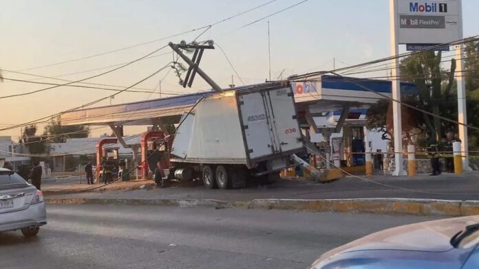 Accidente-Trailer-Naucalpan Accidente-Trailer-Naucalpan