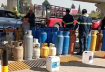 Desabasto de Gas LP provoca largas filas en San Mateo Atenco; habitantes buscan abastecerse Desabasto de gas LP-Toluca