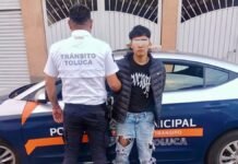 Capturan a presunto ladrón de motocicleta en estacionamiento de tienda en Toluca Capturan- ladrón de motocicleta-Toluca