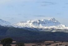 Nevado de Toluca se pinta de blanco en primavera y sorprende al Valle de Toluca Nevado de Toluca-Nieve.
