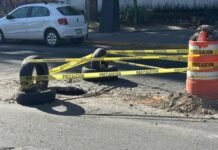 Denuncian formación de socavón frente al Panteón Municipal de Toluca Socavón-Panteón Toluca