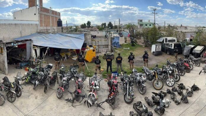 Taller clandestino de motos robadas-Toluca