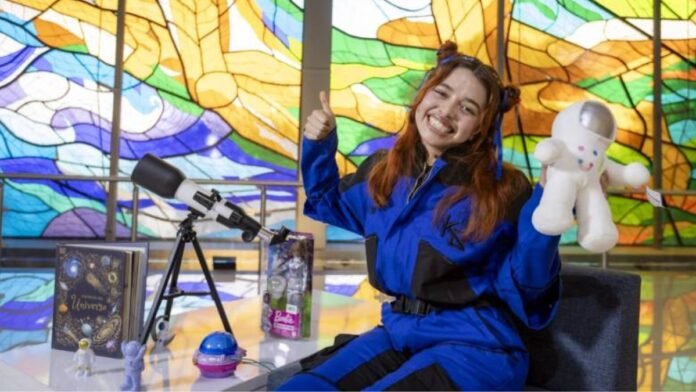 Angélica María Estrada Hernández- estudiante de Ingeniería Electrónica- elegida para participar en el International Air and Space Program (IASP)