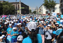 Caminata por el autismo en Toluca reúne a miles de familias para pedir derechos e inclusión Familias autistas piden apoyo al Gobierno del Estado de México