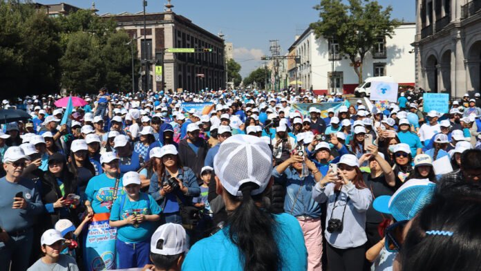 Familias autistas piden apoyo al Gobierno del Estado de México