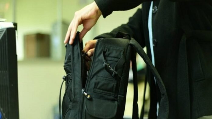 Revisión de mochila.