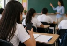 Congreso impulsa restricción del uso de celulares en escuelas; buscan reducir distracciones en estudiantes congreso prohibe uso de celulares en escuelas