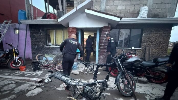 desmatelan punto de drogas y centro de robo de motos en Toluca