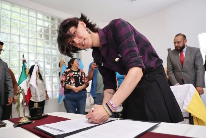 primer registro de no binario en Toluca