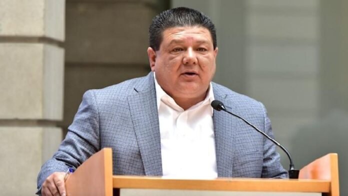 César Jáuregui César Jáuregui